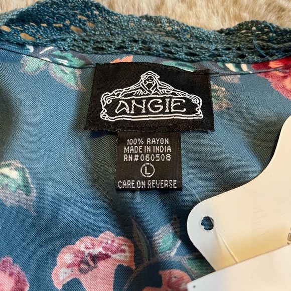 Blue Floral Kimono - Picture 8 of 12